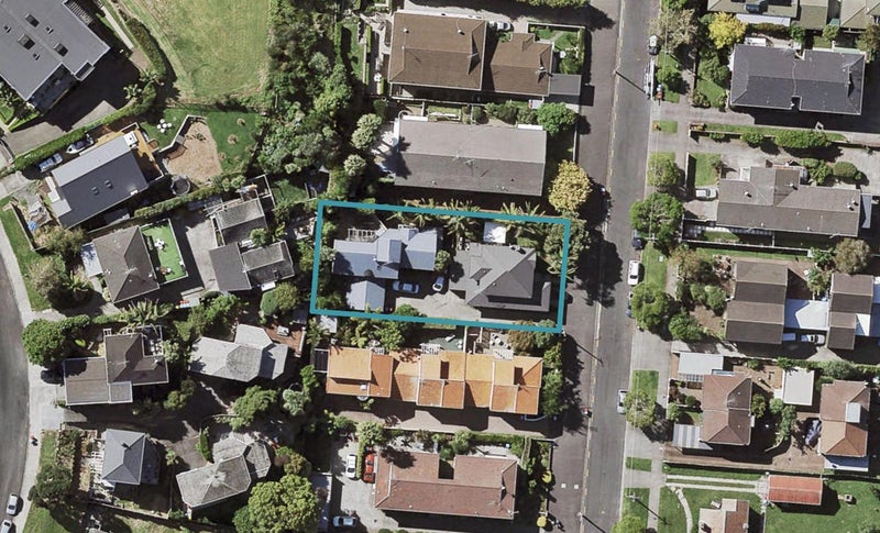 2/43 Atkin Avenue, Mission Bay, Auckland - Carousel 1