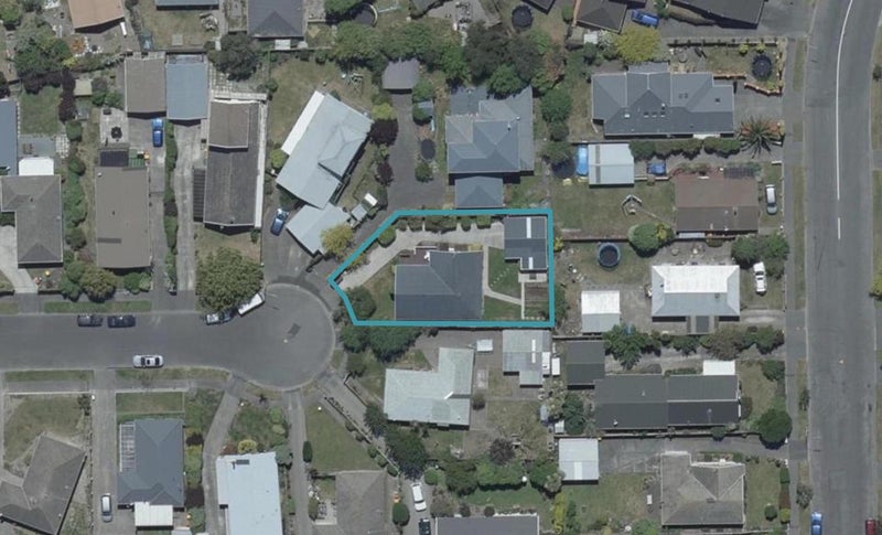 11 Aspen Place, Parklands, Christchurch - Carousel 1