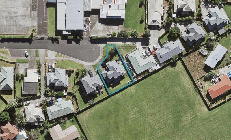 13 Glenpark Place, Favona, Auckland - Carousel 1