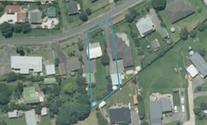 8 F Lowry Road, WHAKATIWAI, MIRANDA - Carousel 1