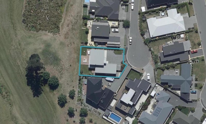 8 The Belfry, Waimairi Beach, Christchurch - Carousel 1