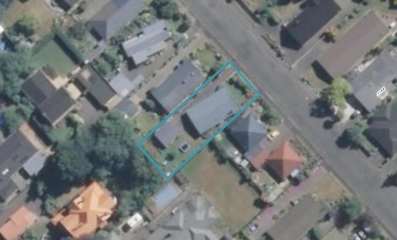 27 Queens Drive, Allenton, Ashburton - Carousel 1