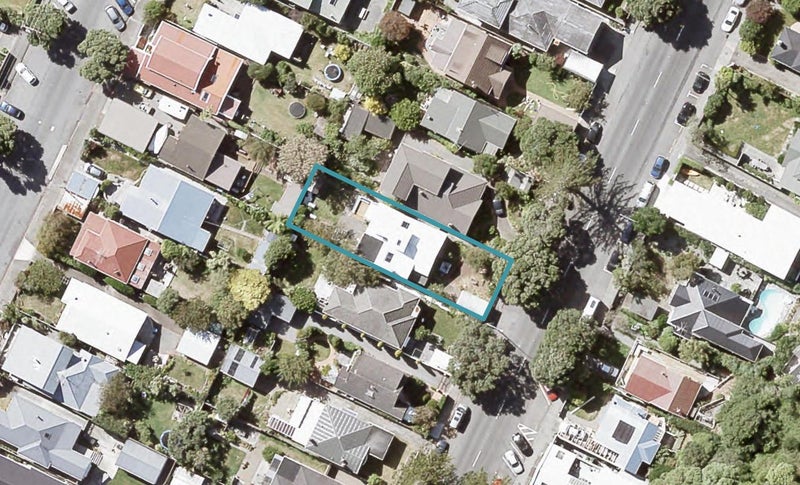 216 Muritai Road, Eastbourne, Lower Hutt - Carousel 1