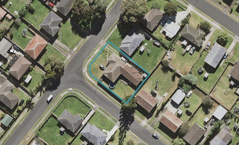 5 Chingford Close, Mangere, Auckland - Carousel 1