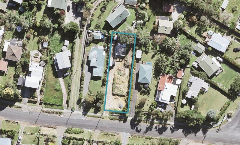 75 Bays Road, Ōrere Point - Carousel 1