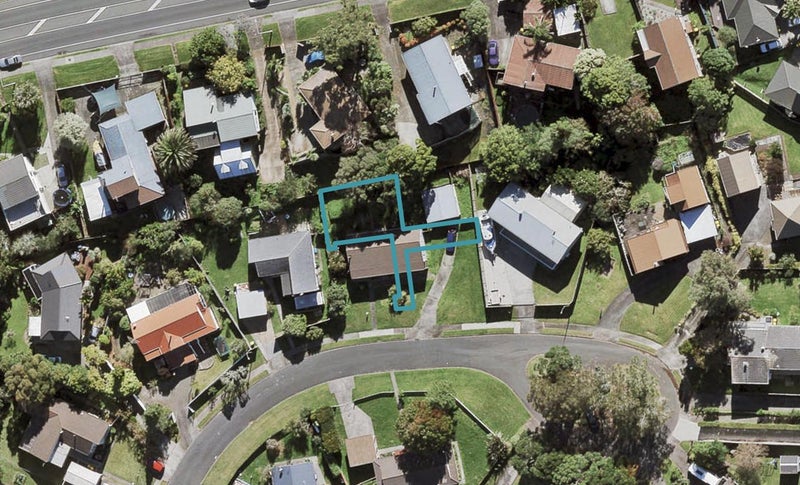12C Woodhouse Place, West Harbour, Auckland - Carousel 1