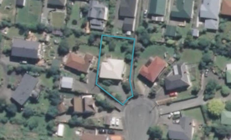 10 Karaka Street, Glenwood, Timaru - Carousel 1