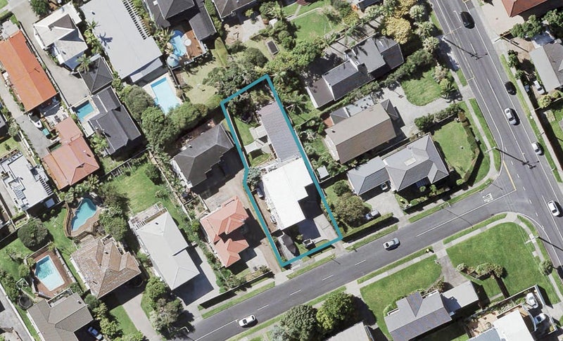 4 Sea Spray Drive, Bucklands Beach, Auckland - Carousel 1
