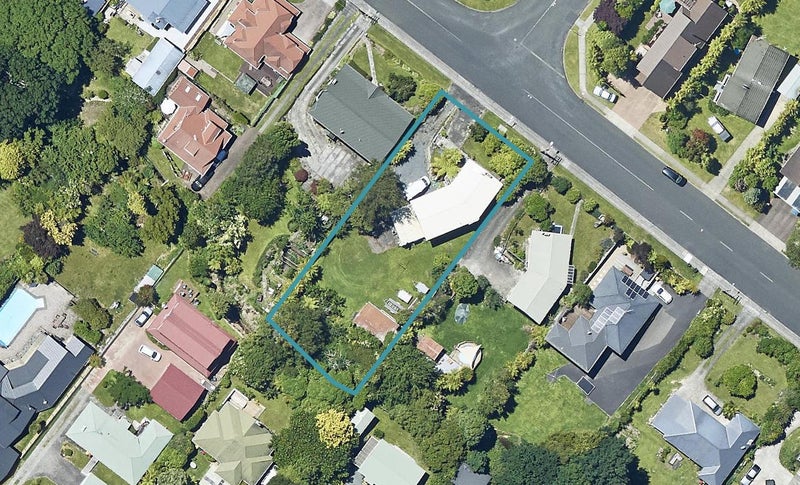 37 Iles Road, Lynmore, Rotorua - Carousel 1