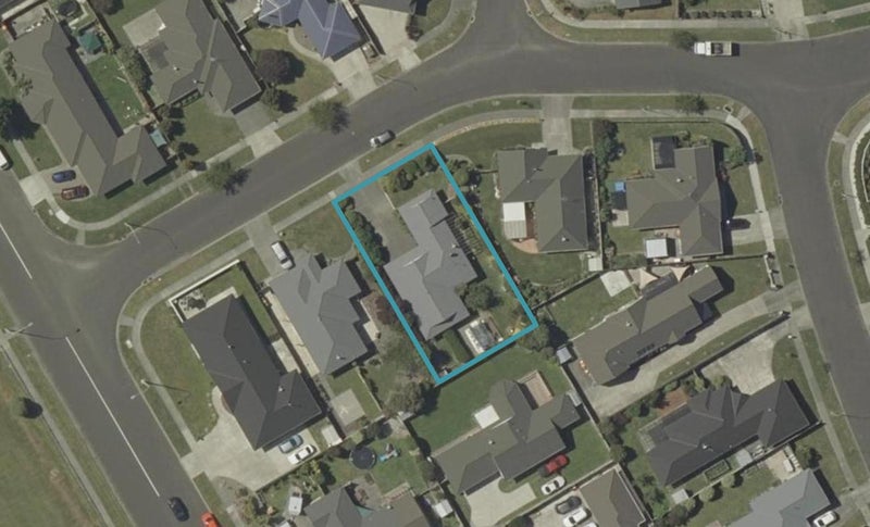 6 Meridian Grove, Kelvin Grove, Palmerston North - Carousel 1