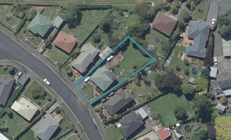 12 Balmain Street, Halfway Bush, Dunedin - Carousel 1