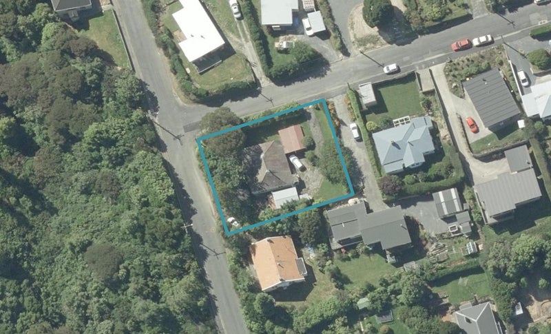 20 Wanaka Street, Ravensbourne, Dunedin - Carousel 1