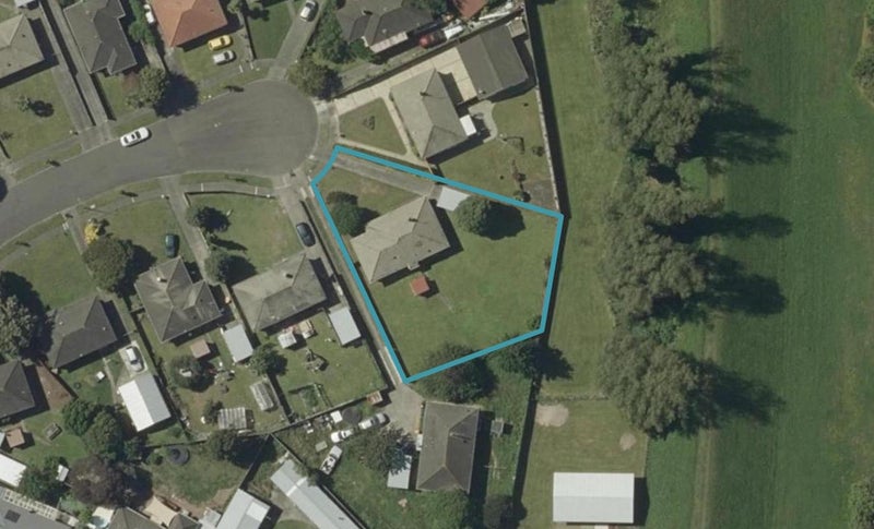 22 Tilbury Avenue, Hokowhitu, Palmerston North - Carousel 1