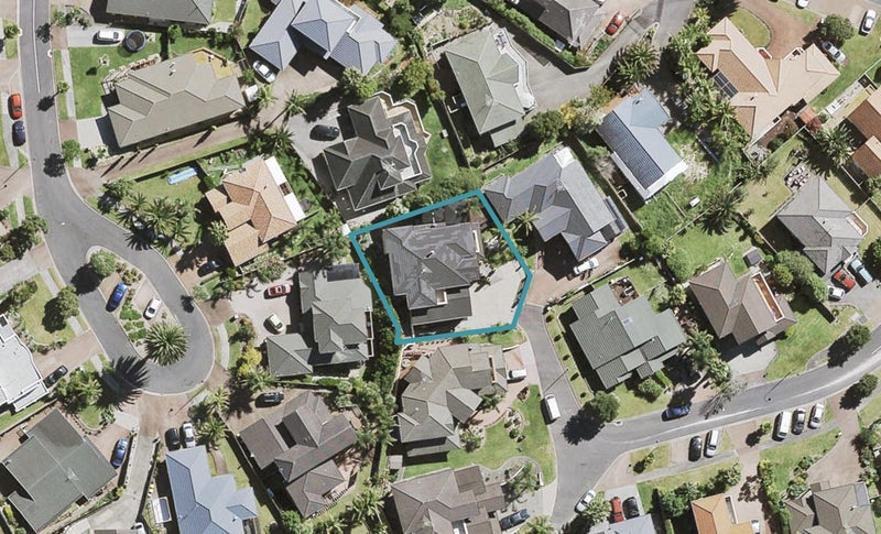 9 San Angelo Court, Henderson, Auckland - Carousel 1
