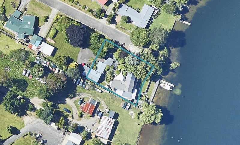 12 Ngareta Road, Mourea, Rotorua - Carousel 1