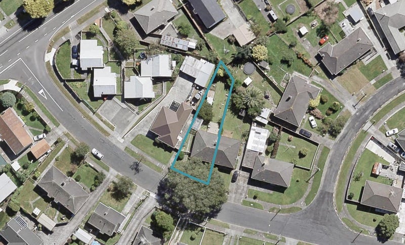 5 Pilcher Crescent, Naenae, Lower Hutt - Carousel 1