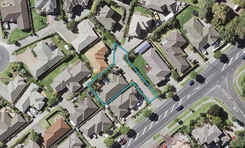 780 Chapel Road, Shamrock Park, Auckland - Carousel 1