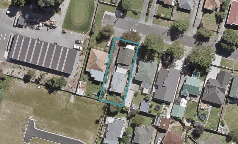 2/35 Allen Street, Boulcott, Lower Hutt - Carousel 1