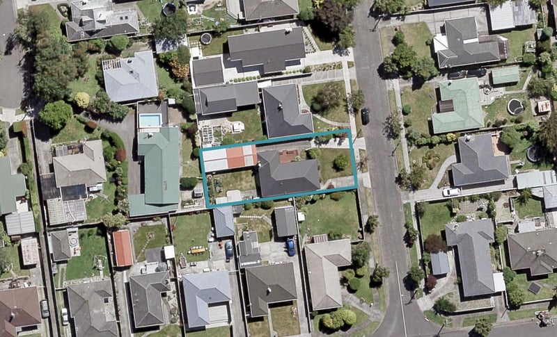 3 Craig Grove, Elderslea, Upper Hutt - Carousel 1