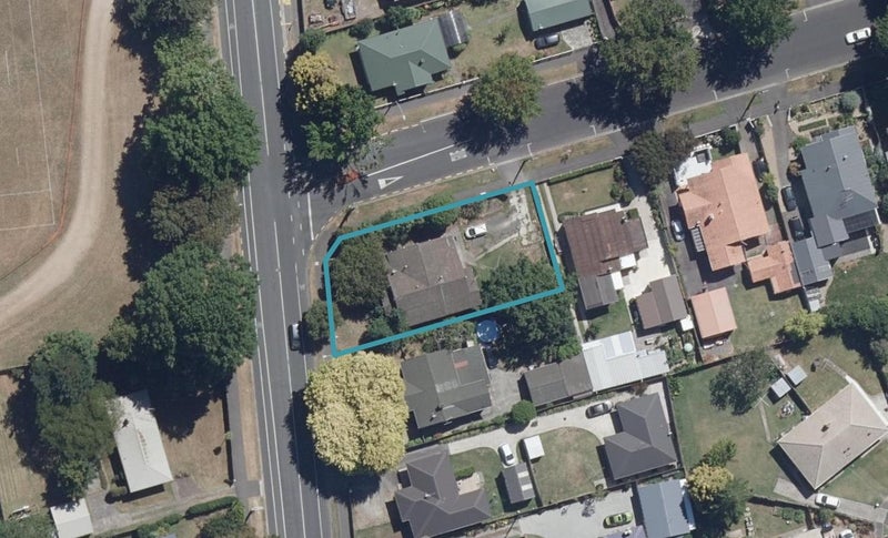 32 Peachgrove Road, Hamilton East, Hamilton - Carousel 1