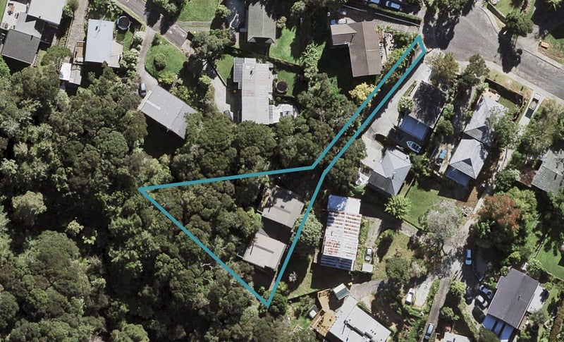 2/38 Morriggia Place, Bayview, Auckland - Carousel 1