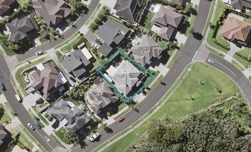 48 Mission Heights Drive, Flat Bush, Auckland - Carousel 1
