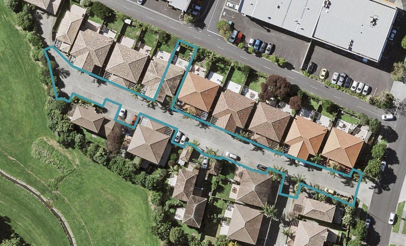 98 Huntington Drive, Huntington Park, Auckland - Carousel 1