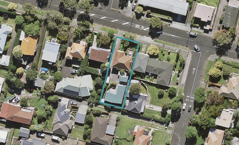 114 Landscape Road, Mount Eden, Auckland - Carousel 1