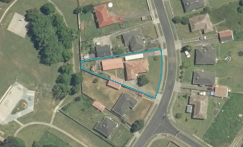 26 Te Wheoro Street, MEREMERE, MERCER - Carousel 1