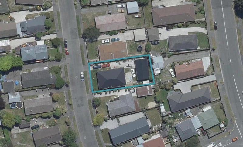 8 Four Elms Place, Parklands, Christchurch - Carousel 1