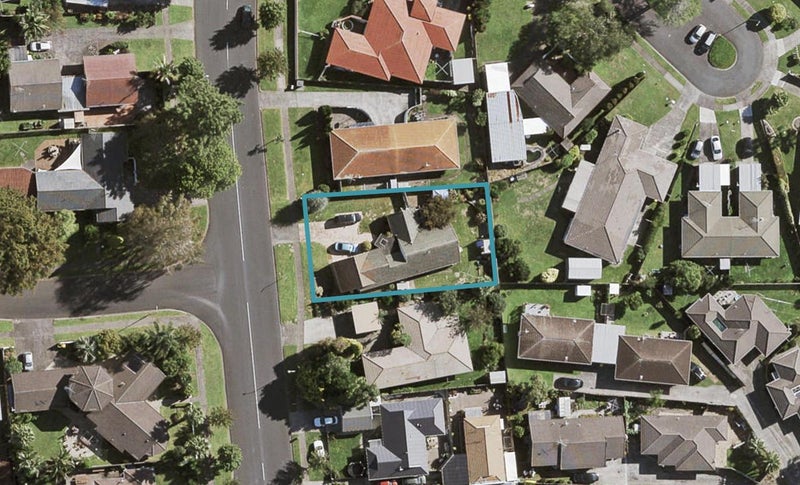 14 Beaumaris Way, Conifer Grove, Takanini - Carousel 1