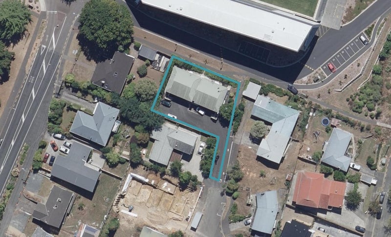 8/8 Scotland Place, Hillcrest, Hamilton - Carousel 1