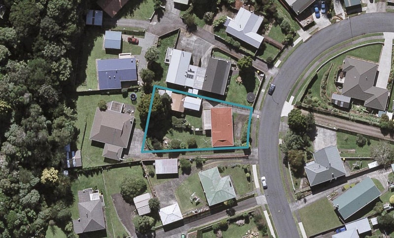 15 Thames Street, Welbourn, New Plymouth - Carousel 1