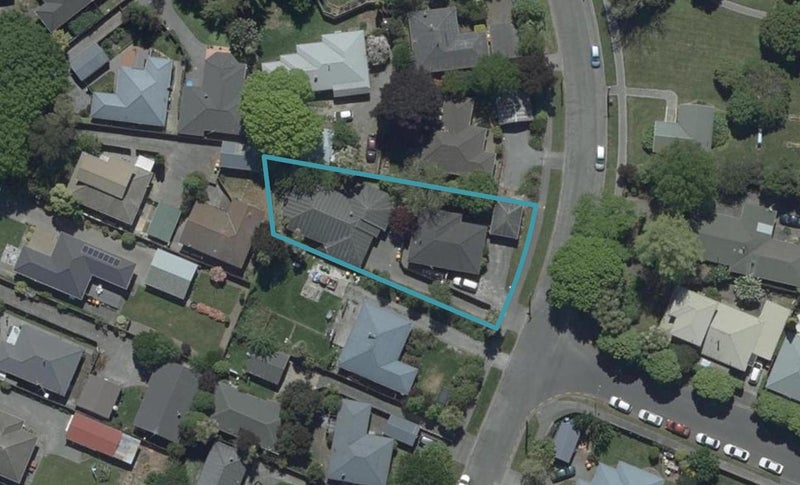 2/9 PINEHURST CRESCENT, Russley, Christchurch - Carousel 1