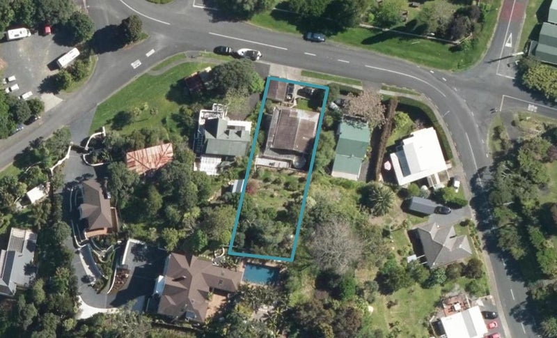 5 Robertson Street, Russell, Russell - Carousel 1