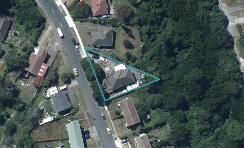 31 Gear Terrace, Ranui, Porirua - Carousel 1