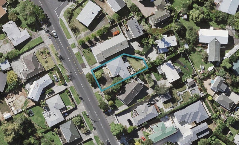 14 Apirana Avenue, Glen Innes, Auckland - Carousel 1