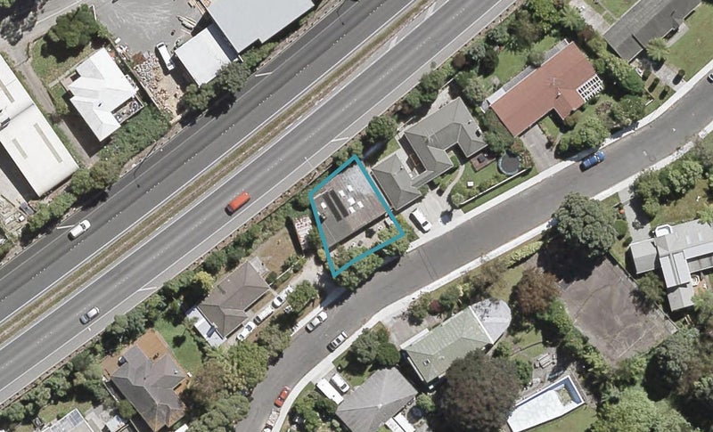 83 Owen Street, Belmont, Lower Hutt - Carousel 1