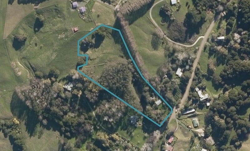 107 Gibbons Road, Kaiwaka - Carousel 1