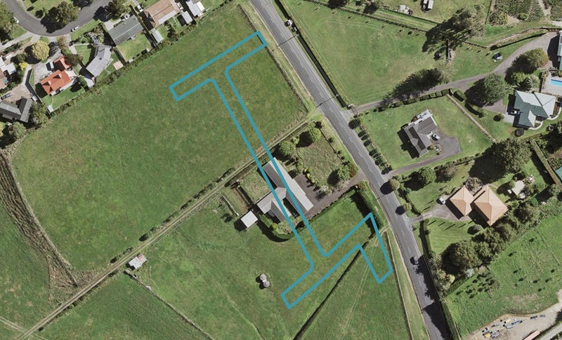 2 Woodstock Lane, Ōpaheke, Papakura - Carousel 1