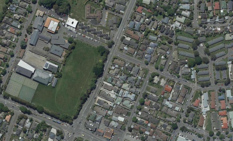 2/18 Peer Street, Upper Riccarton, Christchurch  - Carousel 1