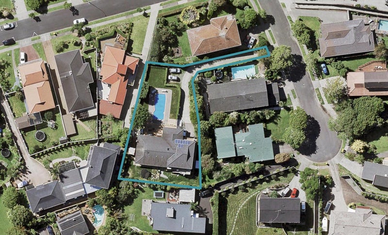 11A Sarah Place, Farm Cove, Auckland - Carousel 1