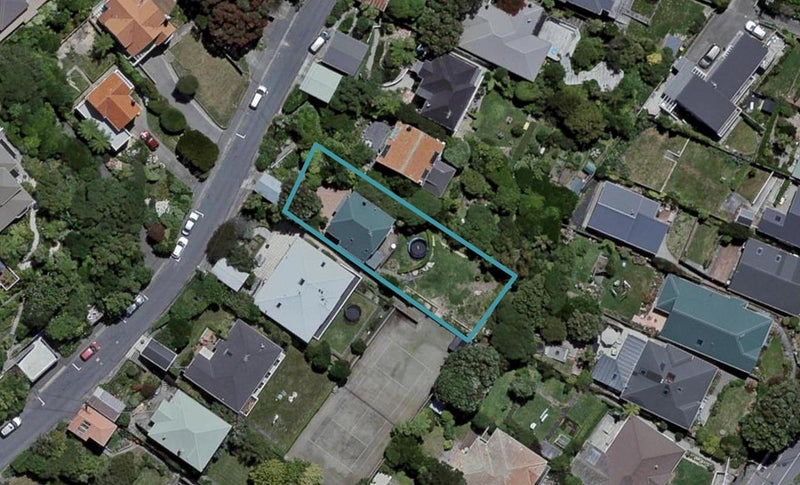 9 Ariki Road, Hataitai, Wellington - Carousel 1