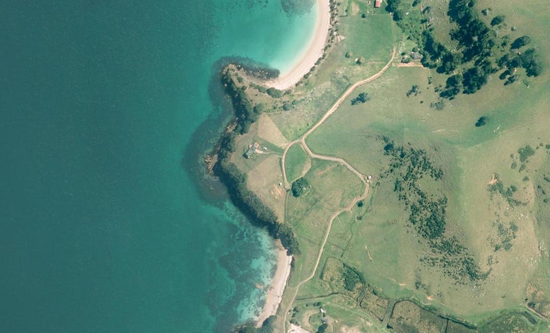 196 Pacific Ocean, Slipper Island (Whakahau), Hikuai - Carousel 1