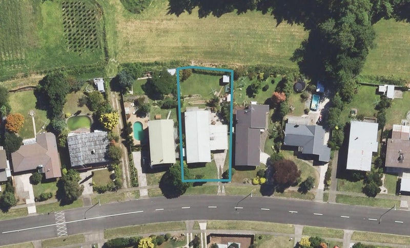 1013 Aberdeen Road, Te Hapara, Gisborne - Carousel 1