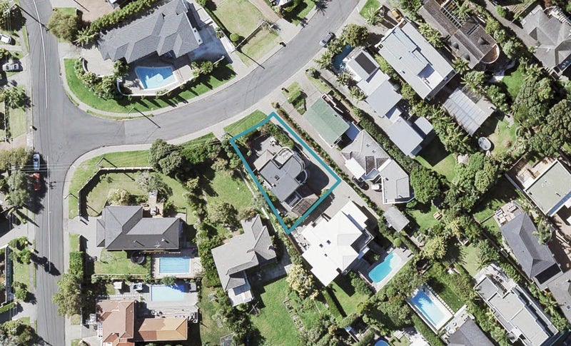 3 Vaughan Crescent, Murrays Bay, Auckland - Carousel 1