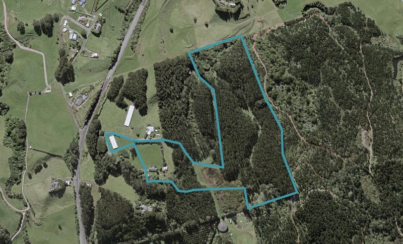 567 Junction Road, Burgess Park, New Plymouth - Carousel 1