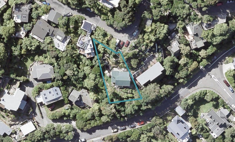 17 Ferry Road, Days Bay, Lower Hutt - Carousel 1
