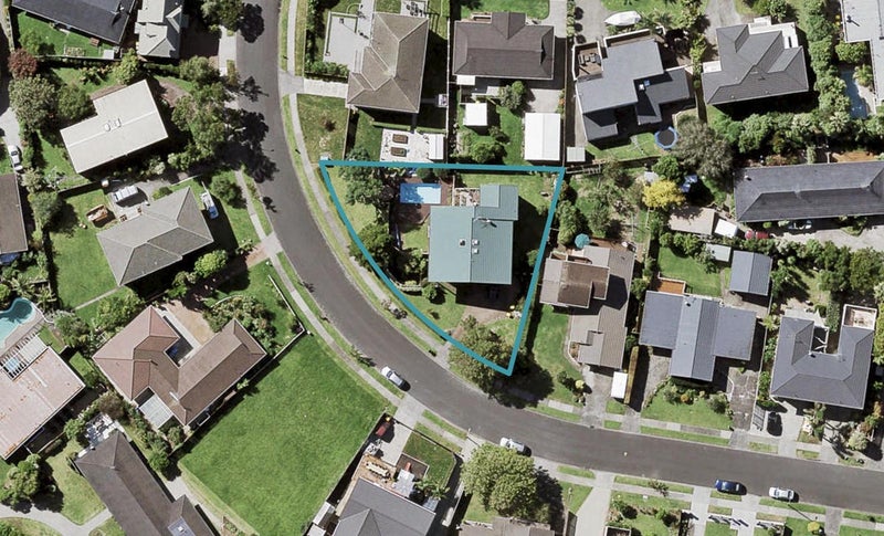 23 Fielding Crescent, Farm Cove, Auckland - Carousel 1