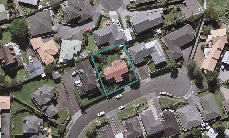 11 Sandel Rise, Merrilands, New Plymouth - Carousel 1